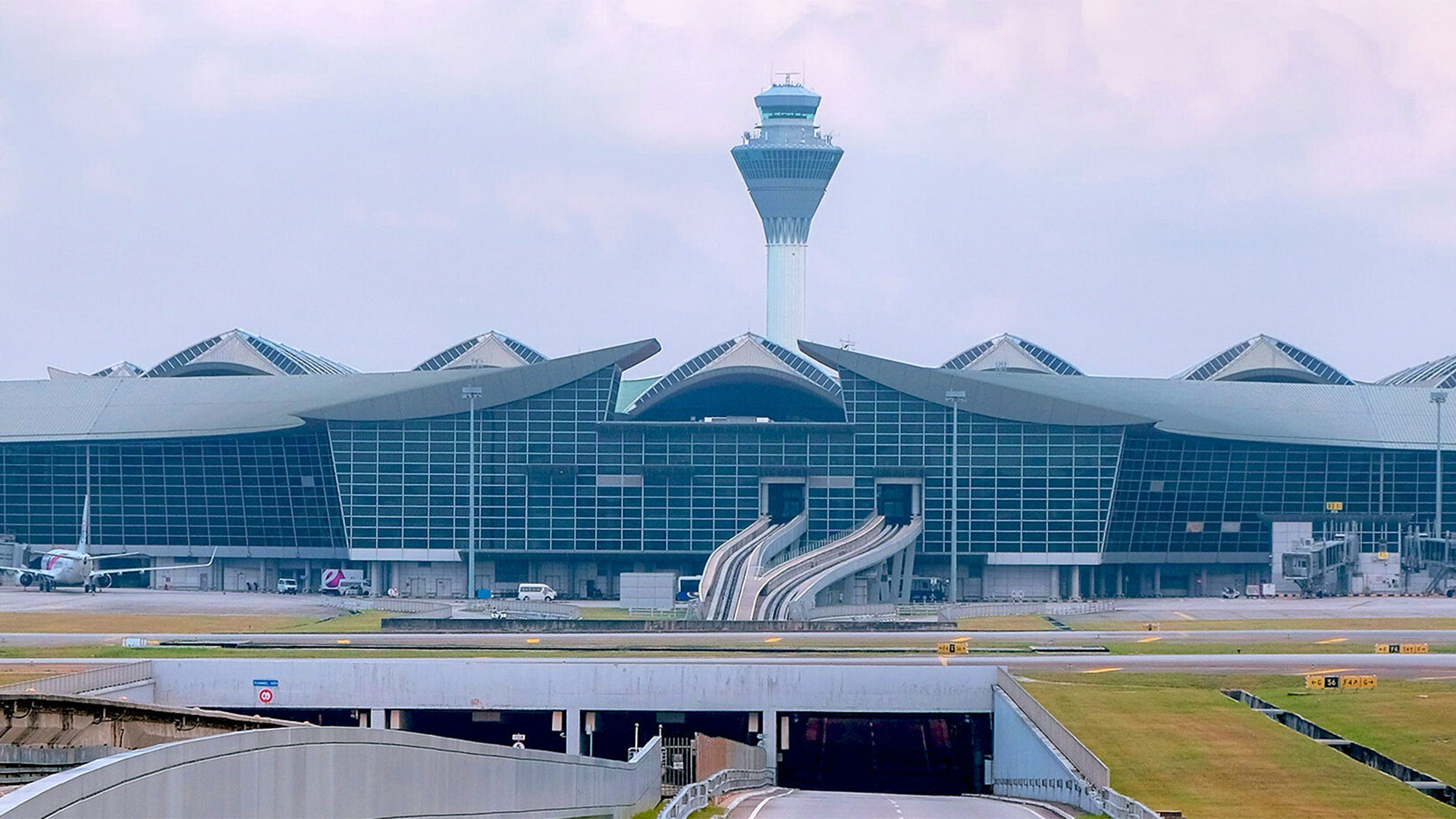 Kuala Lumpur International Airport (KUL)